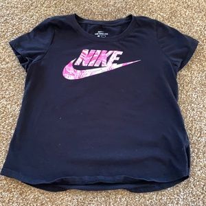 Nike t-shirt